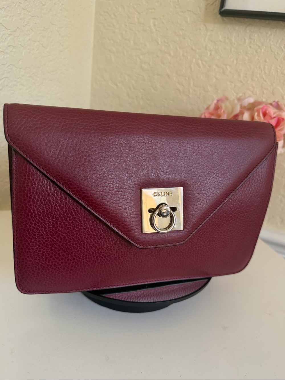 Celine Wine Red Pebbled Leather Envelope Clutch Purse Gold Hardware - Picture 5 of 17
